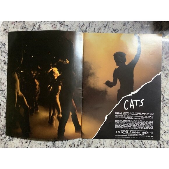 1986 Cats The Musical Broadway Souvenir Brochure Program Dewynters PLC - Picture 3 of 6